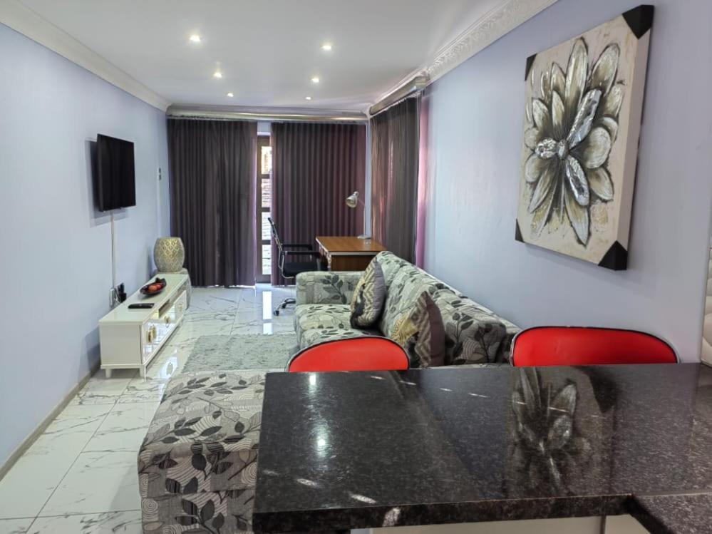 Obaa Sima Guest House Mthatha Extérieur photo