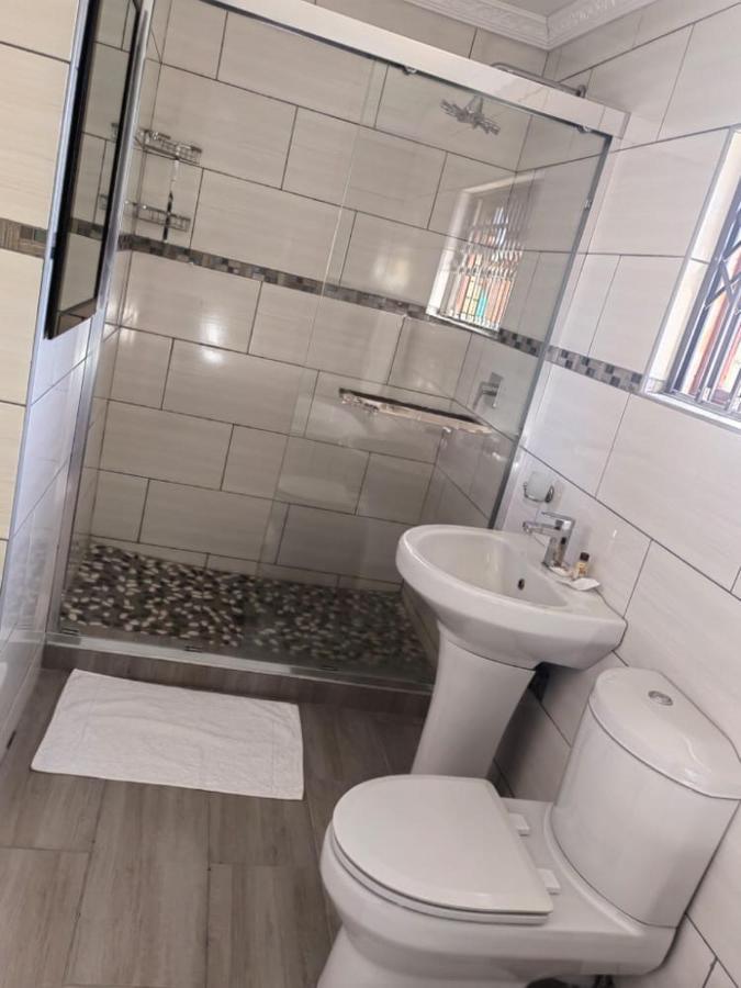 Obaa Sima Guest House Mthatha Extérieur photo