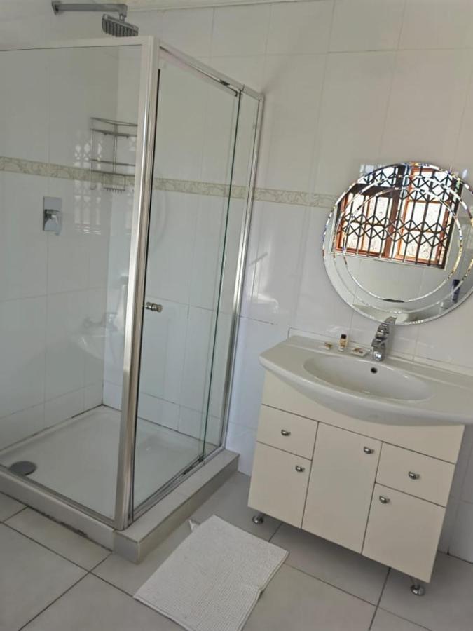 Obaa Sima Guest House Mthatha Extérieur photo