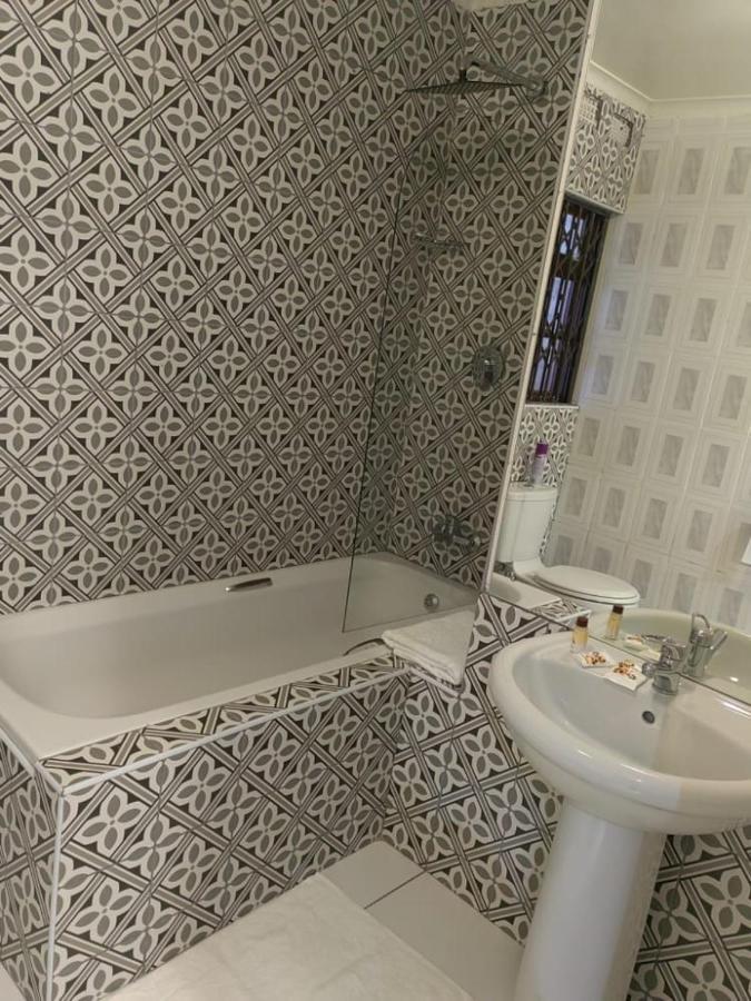 Obaa Sima Guest House Mthatha Extérieur photo