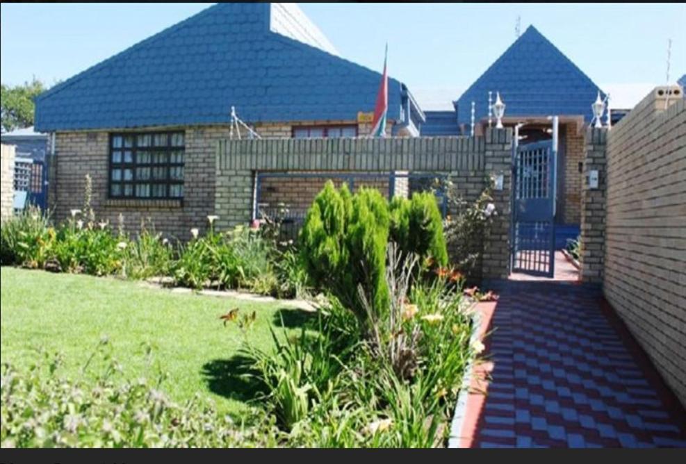 Obaa Sima Guest House Mthatha Extérieur photo